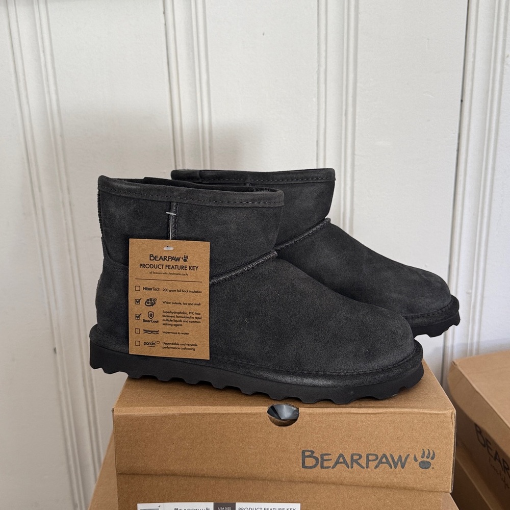 Bearpaw Alyssa Graphite Boots - NEW IN BOX